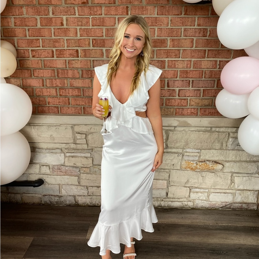 Show Me Your Mumu Zoey Midi Dress- white - Picture 3 of 5